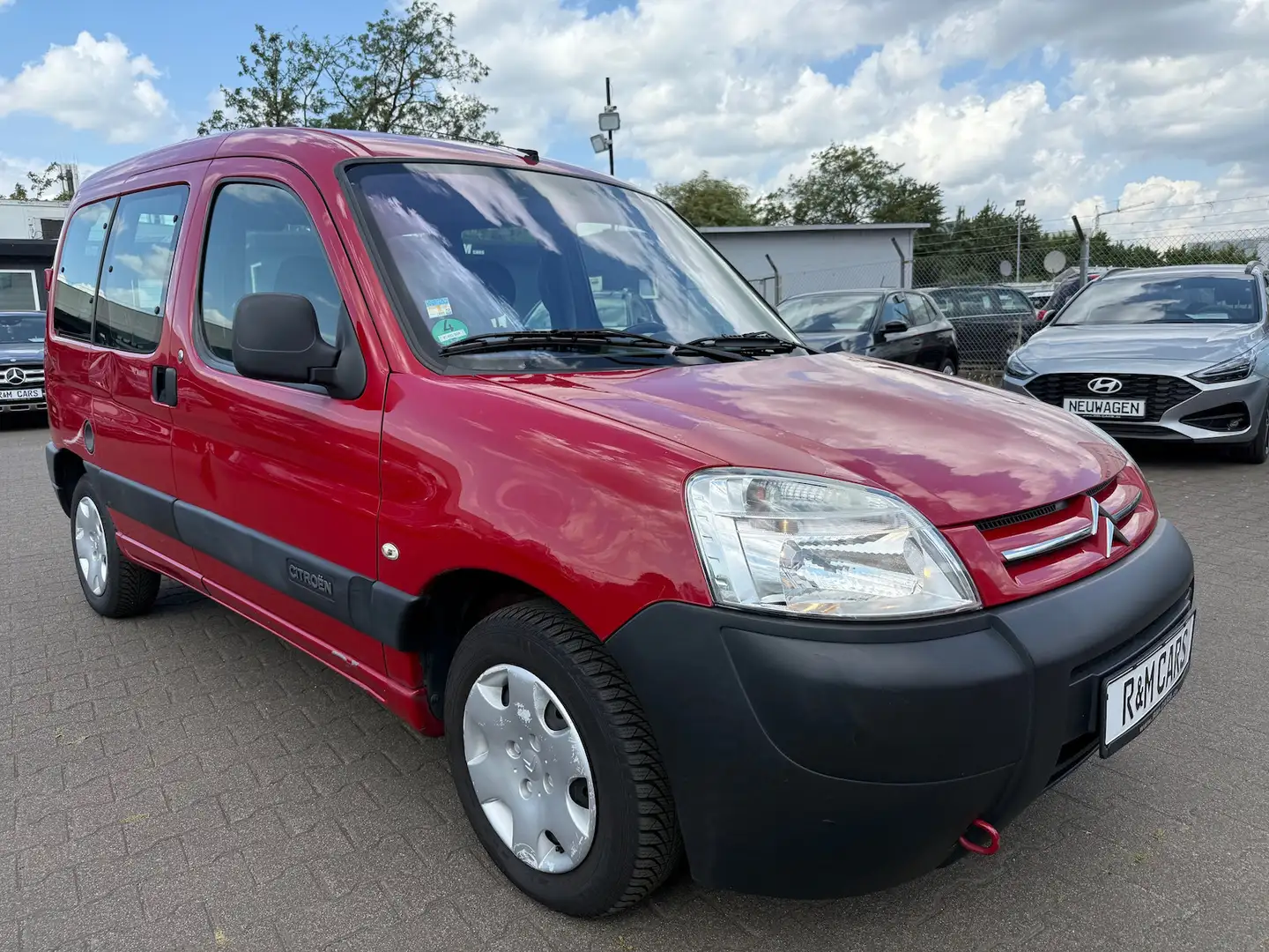 Citroen Berlingo 1.4 First Kombi/Anhängerkupplung/TÜV Orange - 1