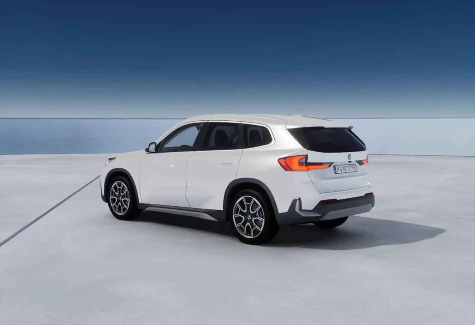 BMW iX1 eDrive20 xLine Blanc - 2