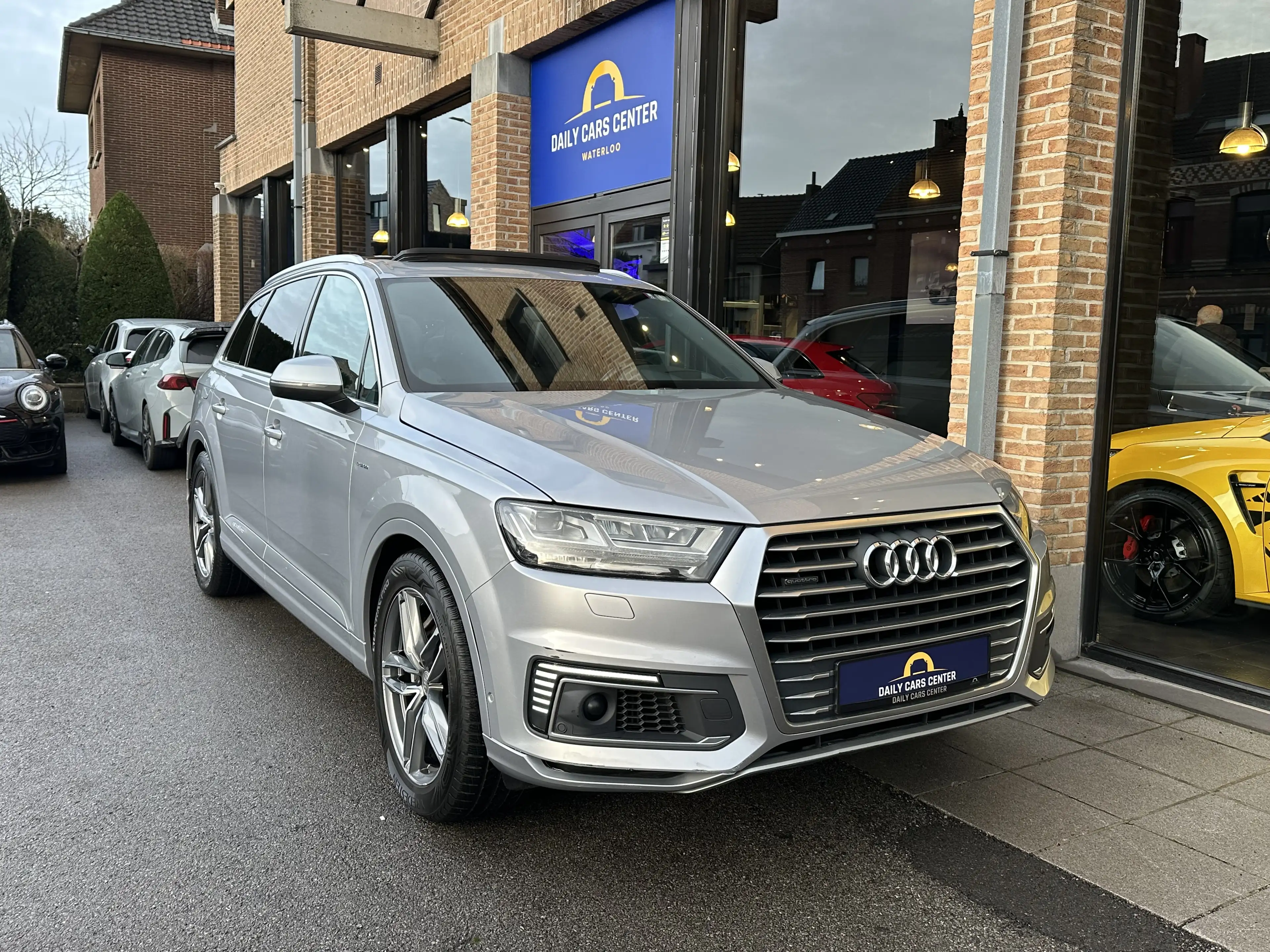 Audi Q7 e-tron 3.0 TDi V6 Quattro e-tron S Line — photo 13