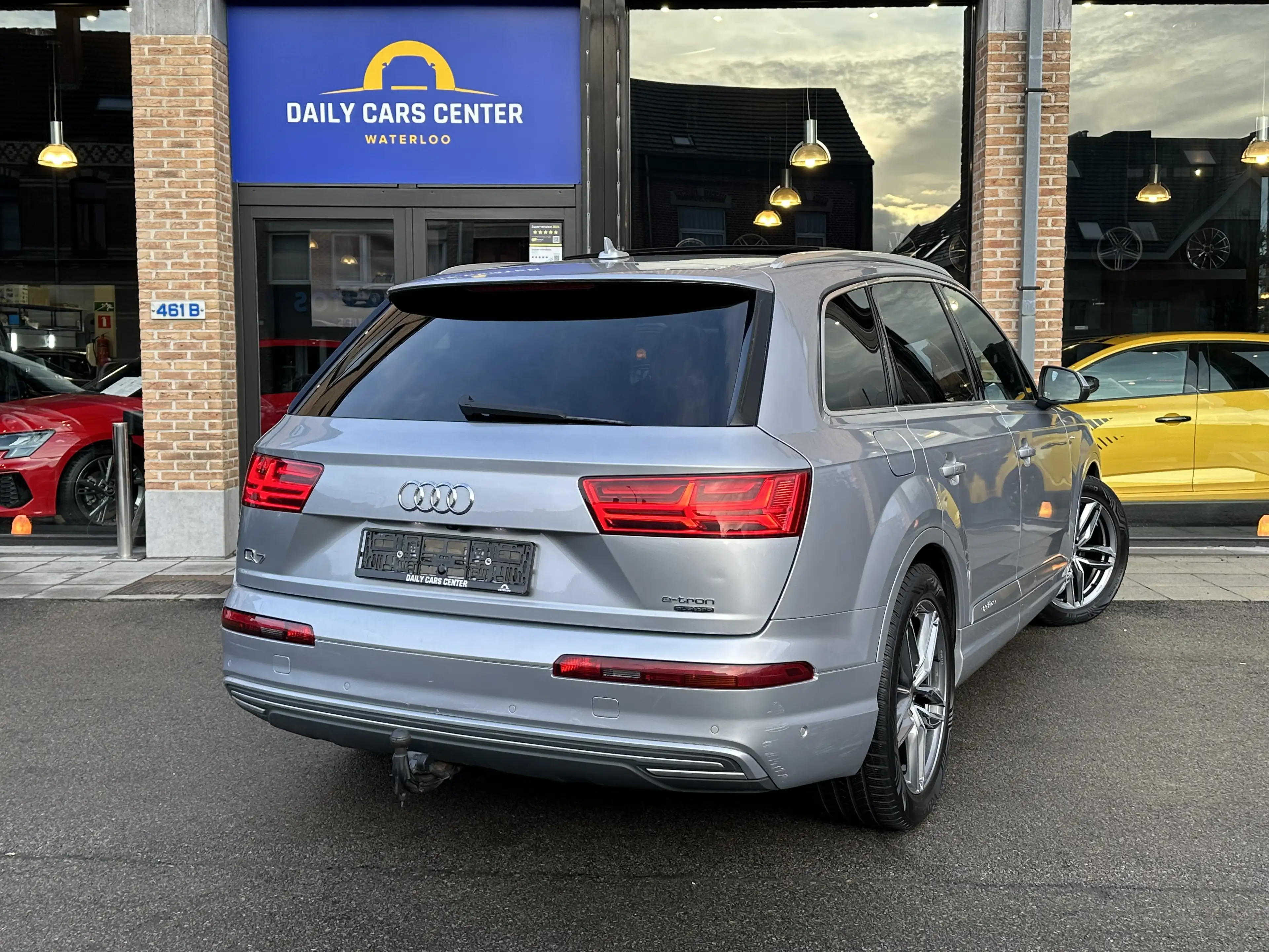 Audi Q7 e-tron 3.0 TDi V6 Quattro e-tron S Line — photo 10