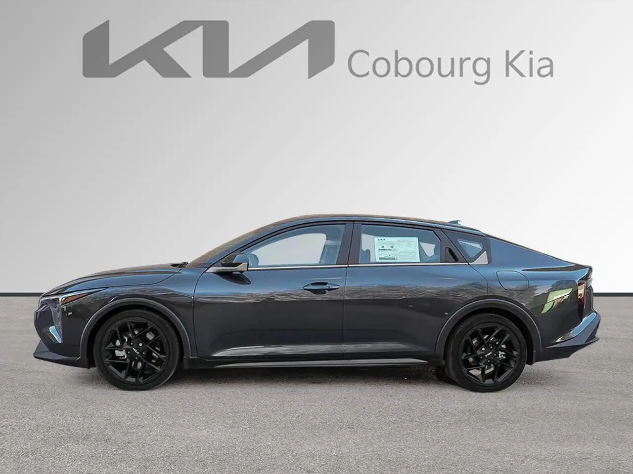 Kia K4 снимка Kia K4