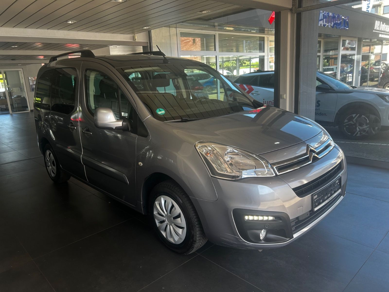 Citroen Berlingo 1.6HDI Multispace Pano Navi Kamera HUneu — photo 3