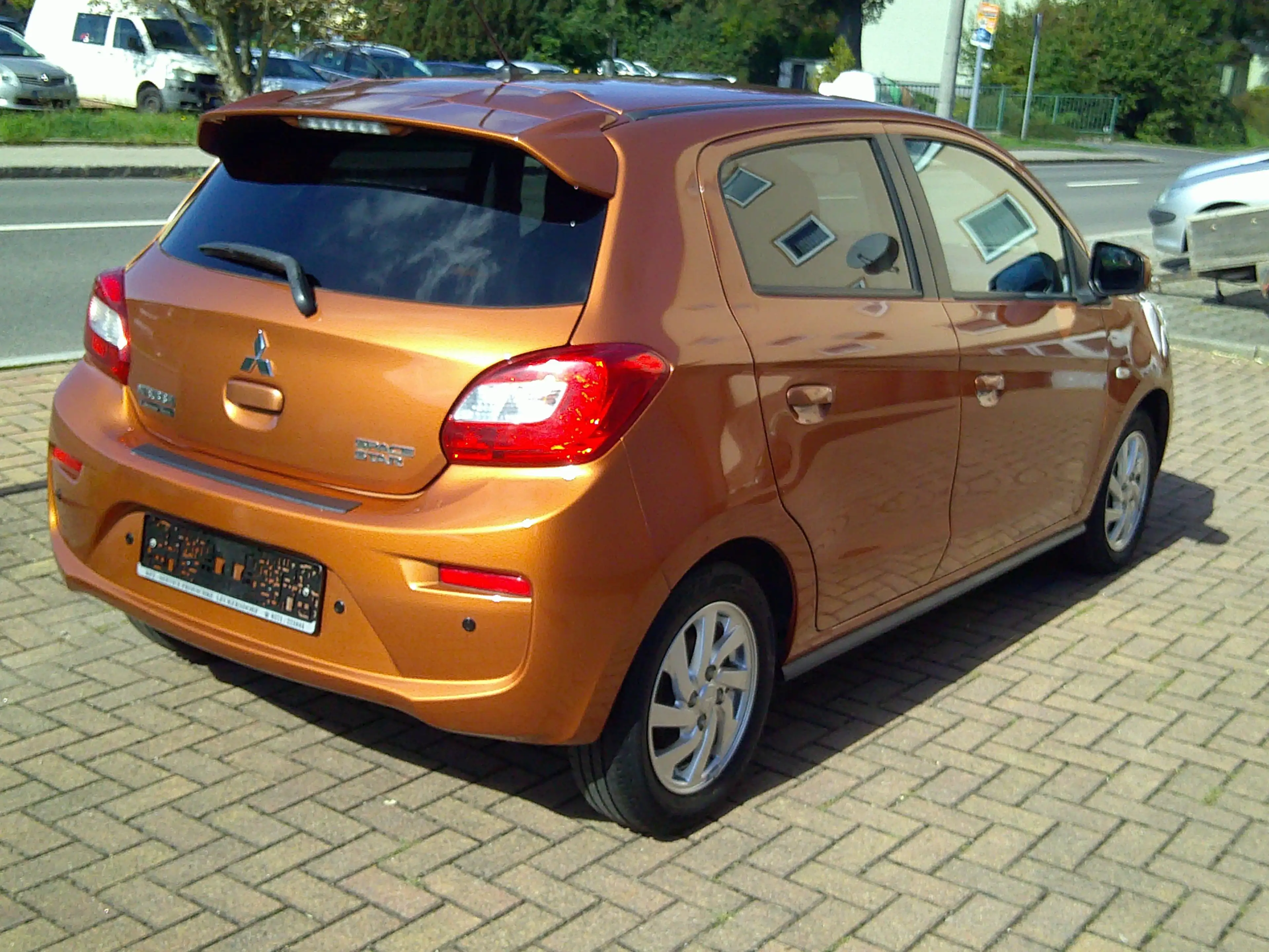 Mitsubishi Space Star Intro Edition   TÜV Neu   1. Hand — photo 6