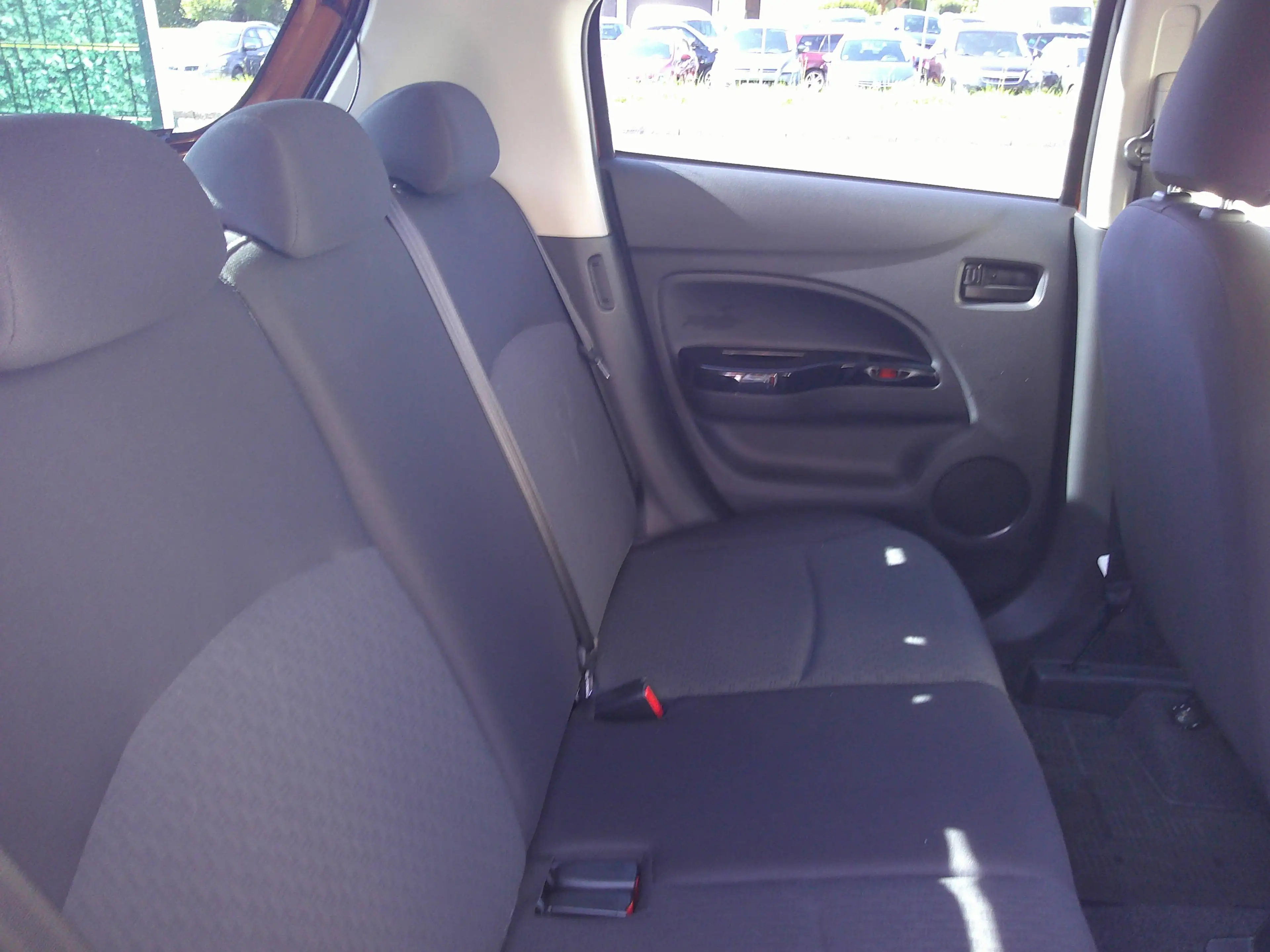 Mitsubishi Space Star Intro Edition   TÜV Neu   1. Hand — photo 10