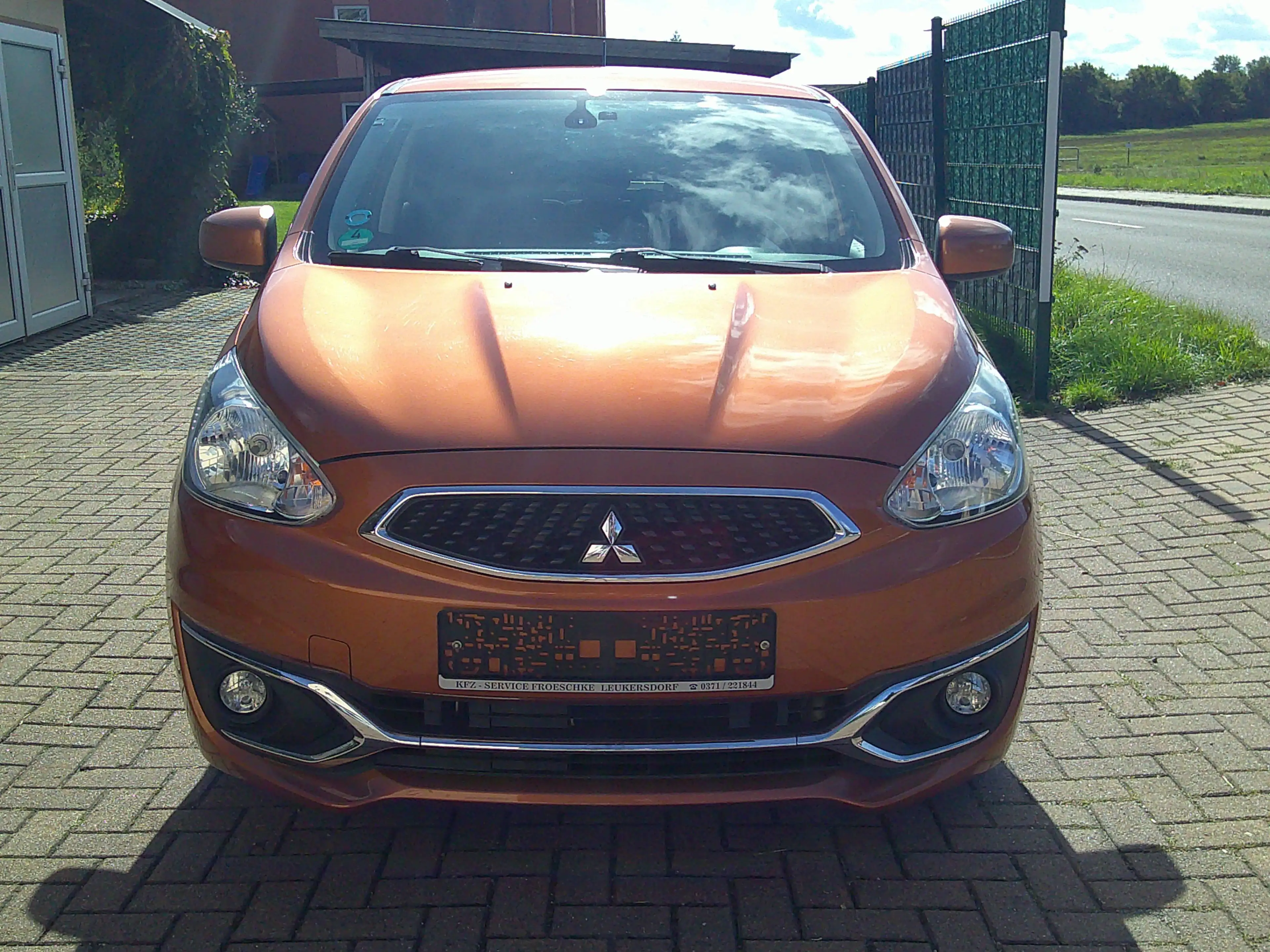 Mitsubishi Space Star Intro Edition   TÜV Neu   1. Hand — photo 3