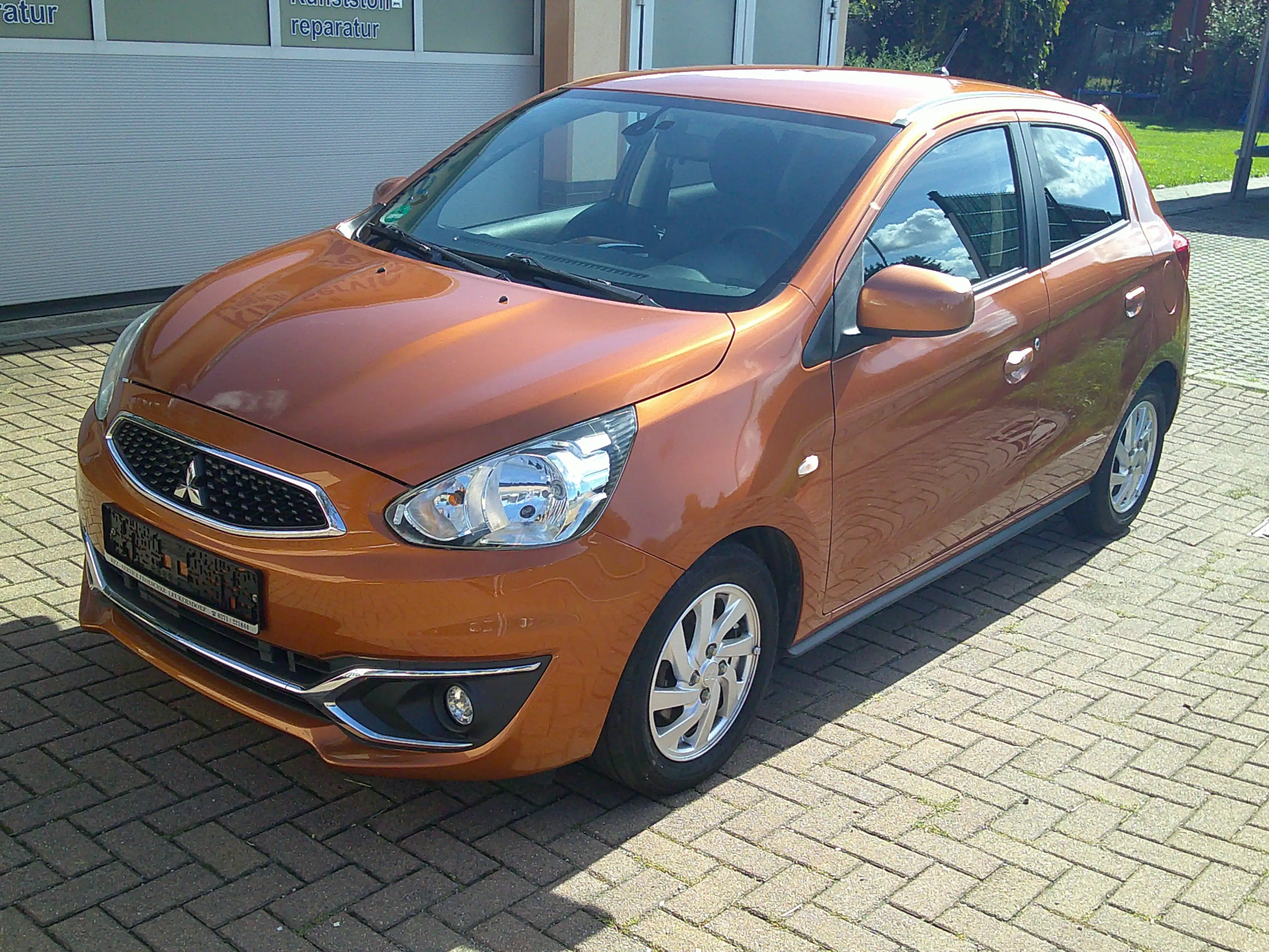 Mitsubishi Space Star Intro Edition   TÜV Neu   1. Hand — photo 2