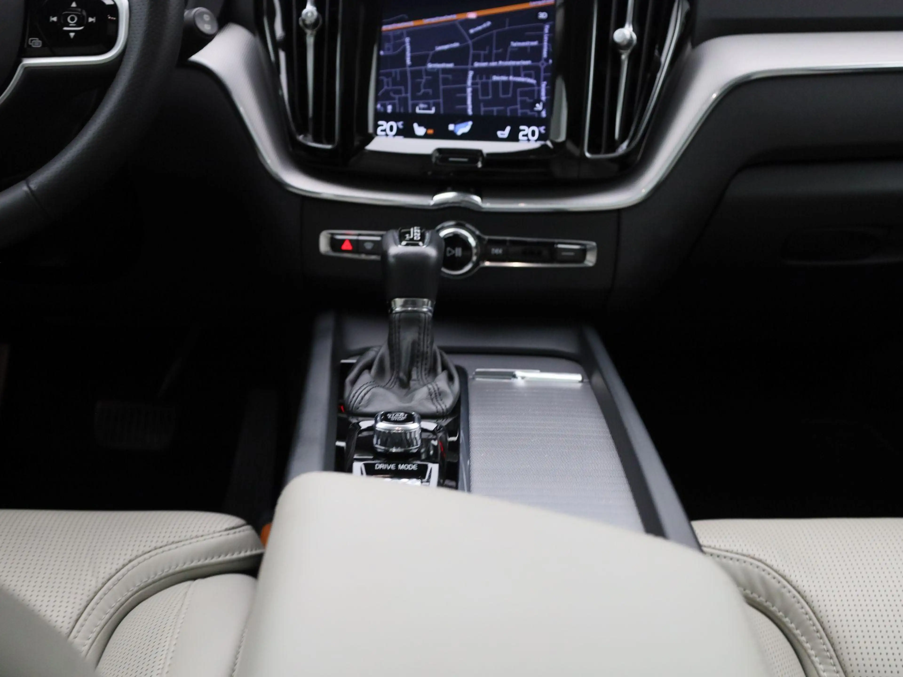 Volvo XC60 2.0 T5 AWD Inscription | Automaat | Apple Carplay — photo 10