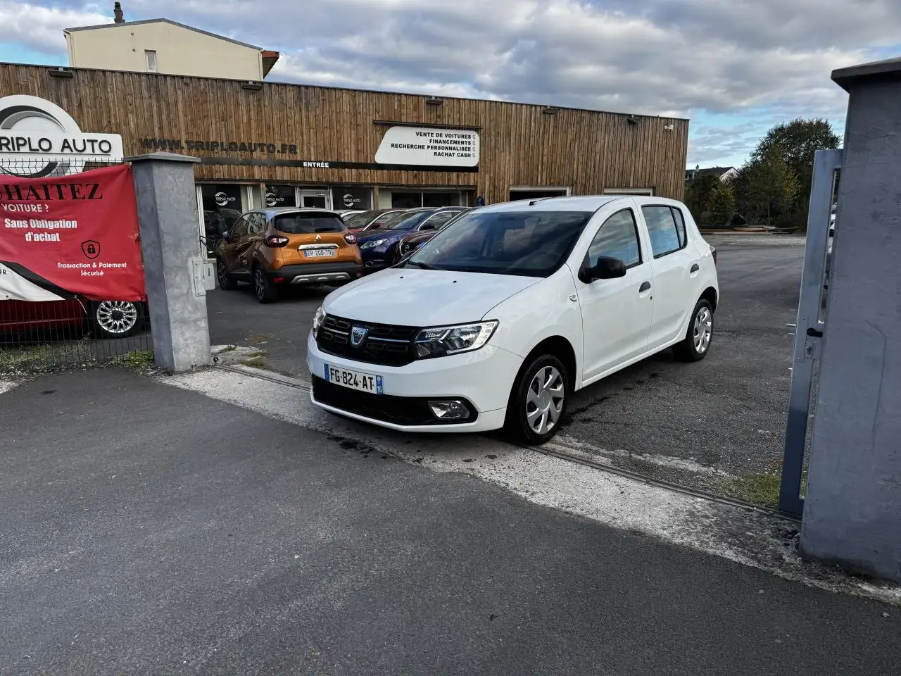 Dacia Sandero 0.9 TCe - 90 Euro Ambiance attelage