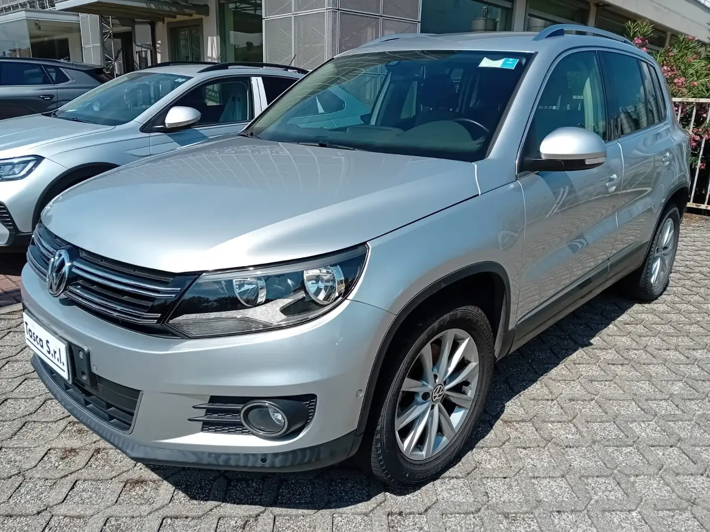Volkswagen Tiguan 2.0 TSI 4motion Sport DSG Grigio - 2