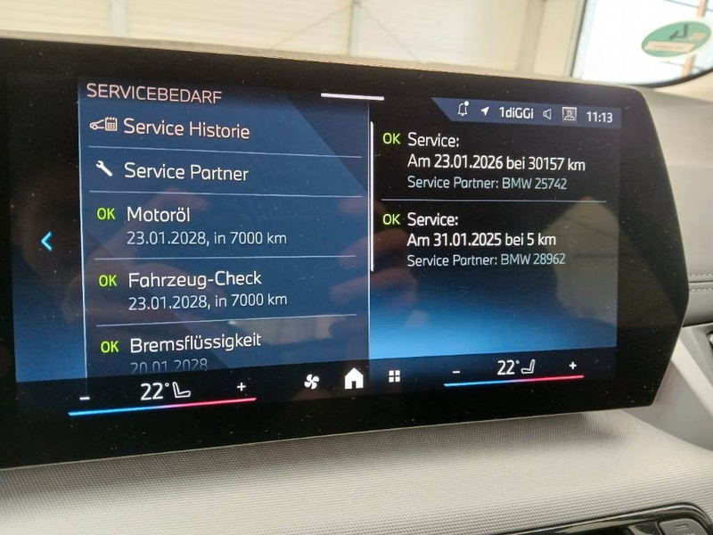 BMW 218 218i ATctive Tourer ACC KZU QI LED H&K Memory — photo 11