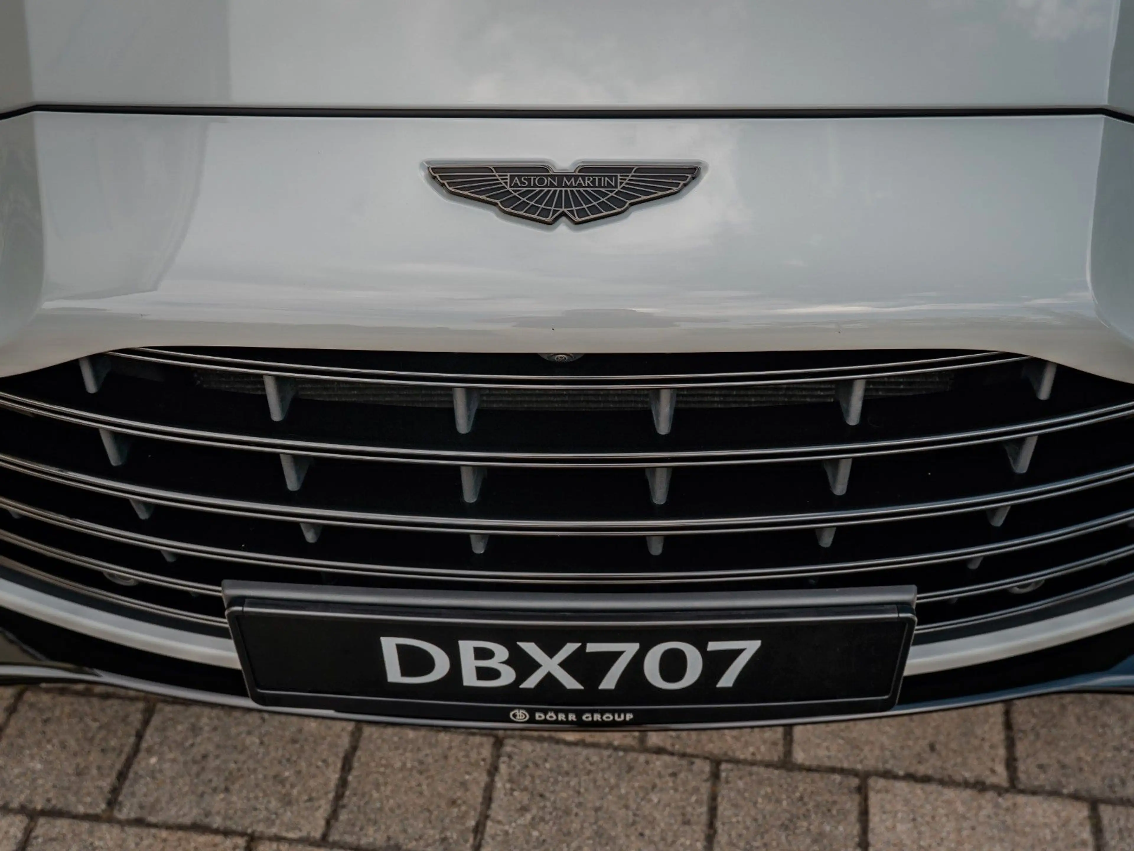 Aston Martin DBX 707/ApexGrey/23"/Standheizung/GlossBlackPack — photo 14