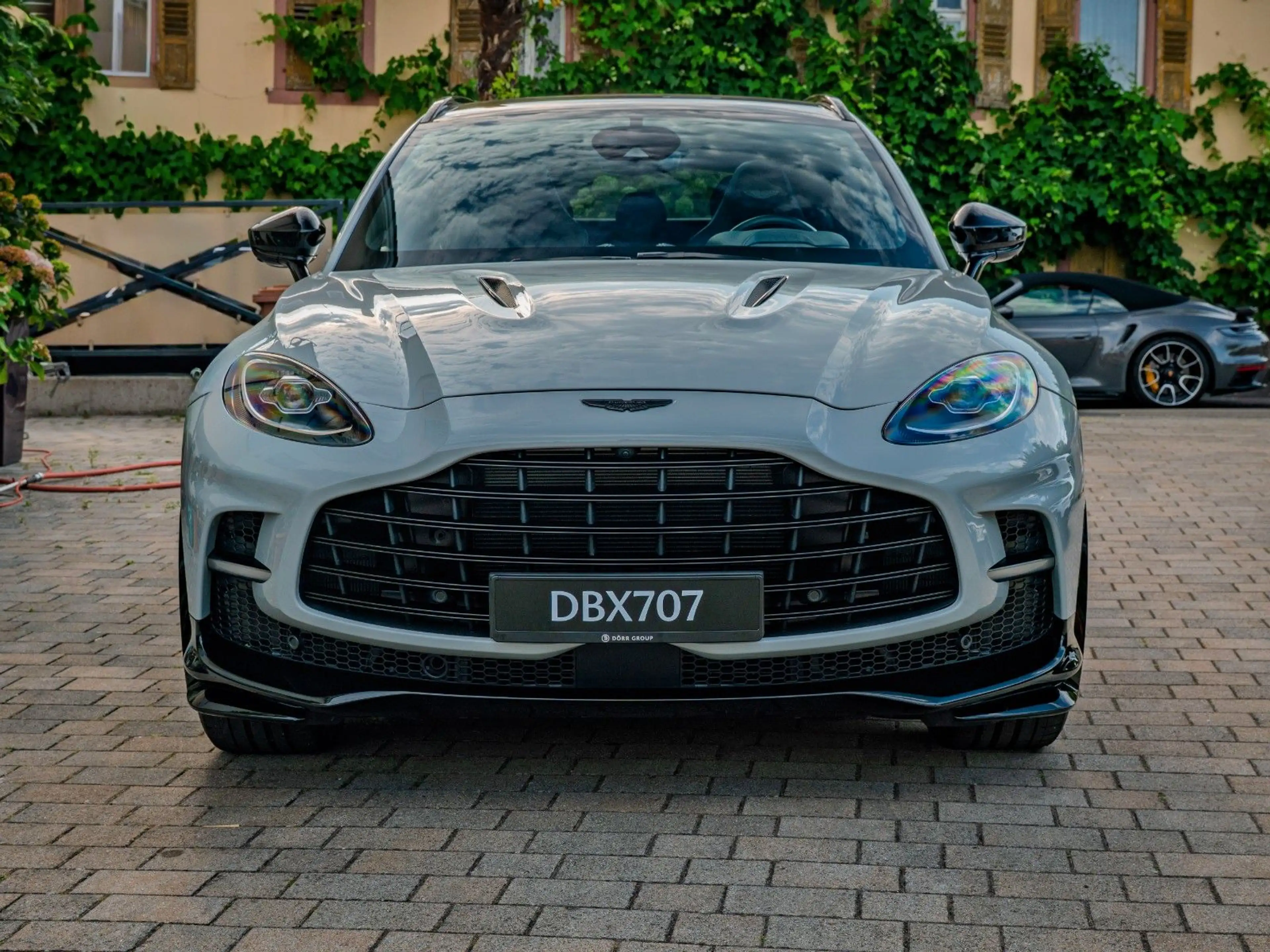 Aston Martin DBX 707/ApexGrey/23"/Standheizung/GlossBlackPack — photo 4