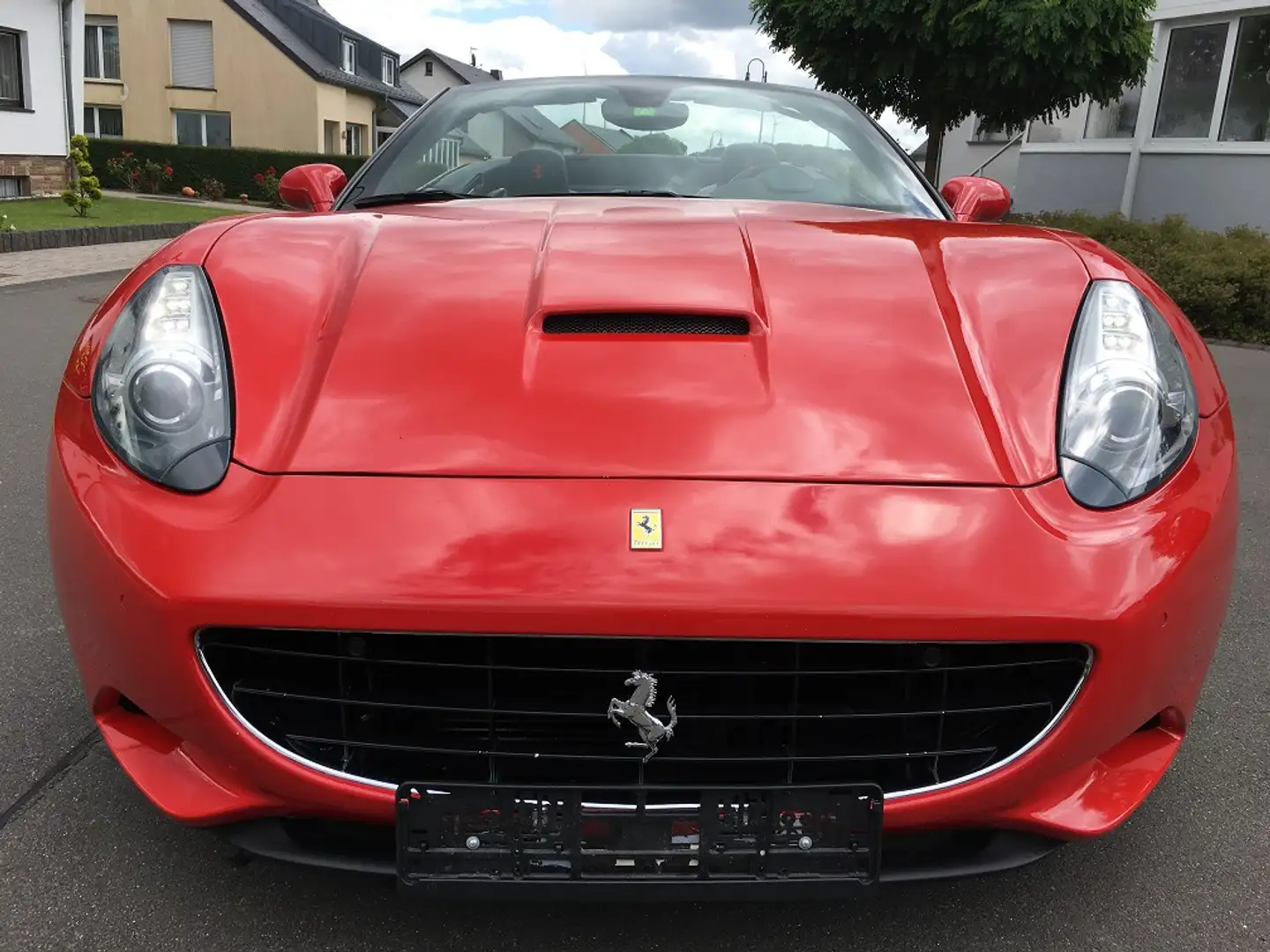 Ferrari California F1 Rot - 2