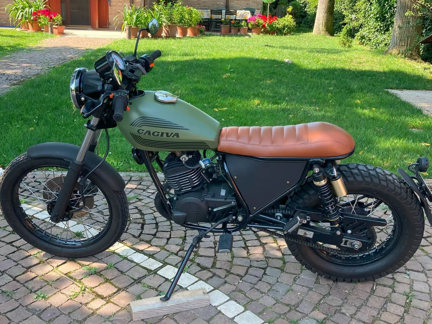 Cagiva Roadster 125 cafe racer Verde - 2