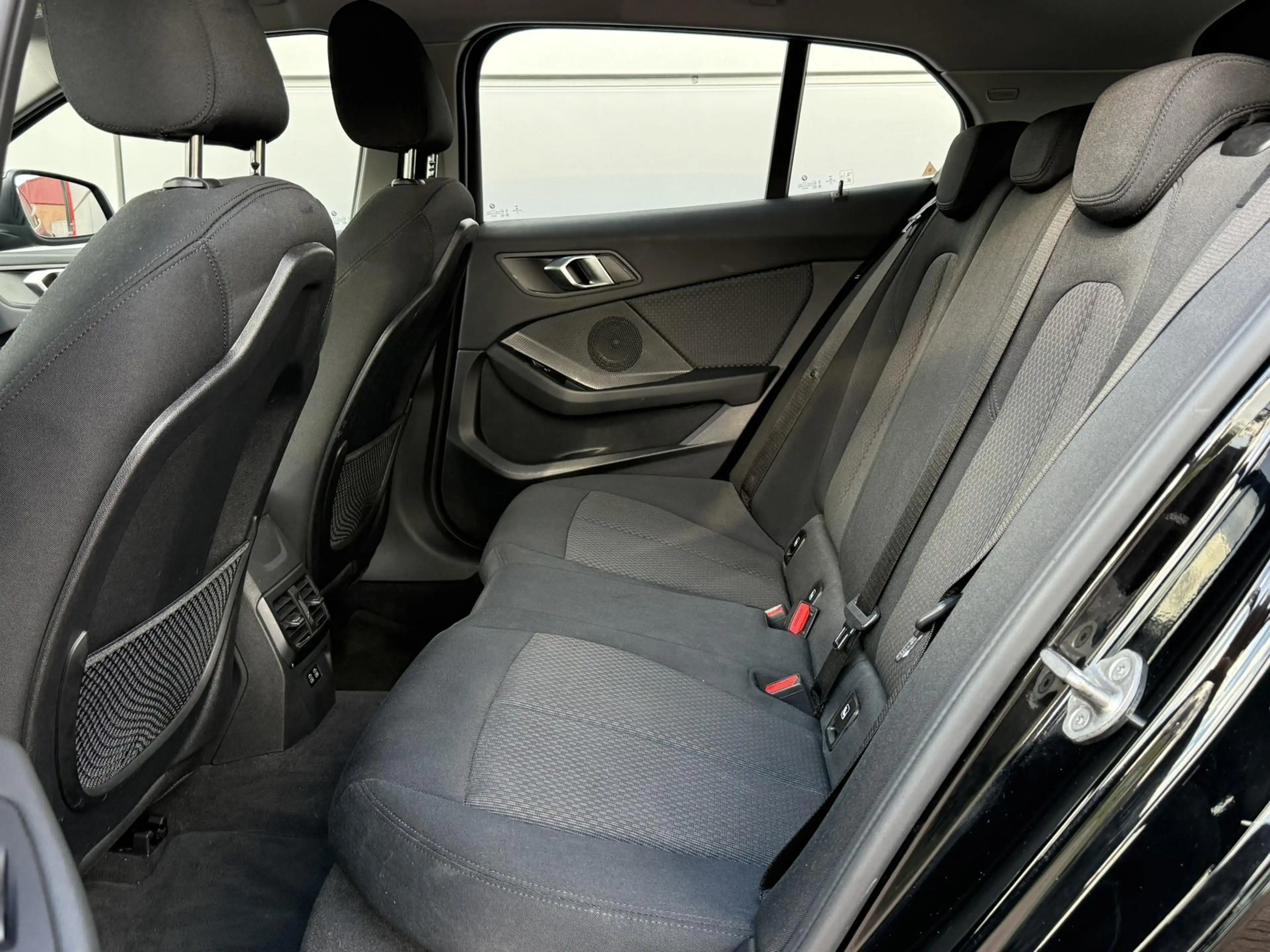 BMW 118 1-serie 118i Business Edition | 1e Eigenaar | Deal — photo 10