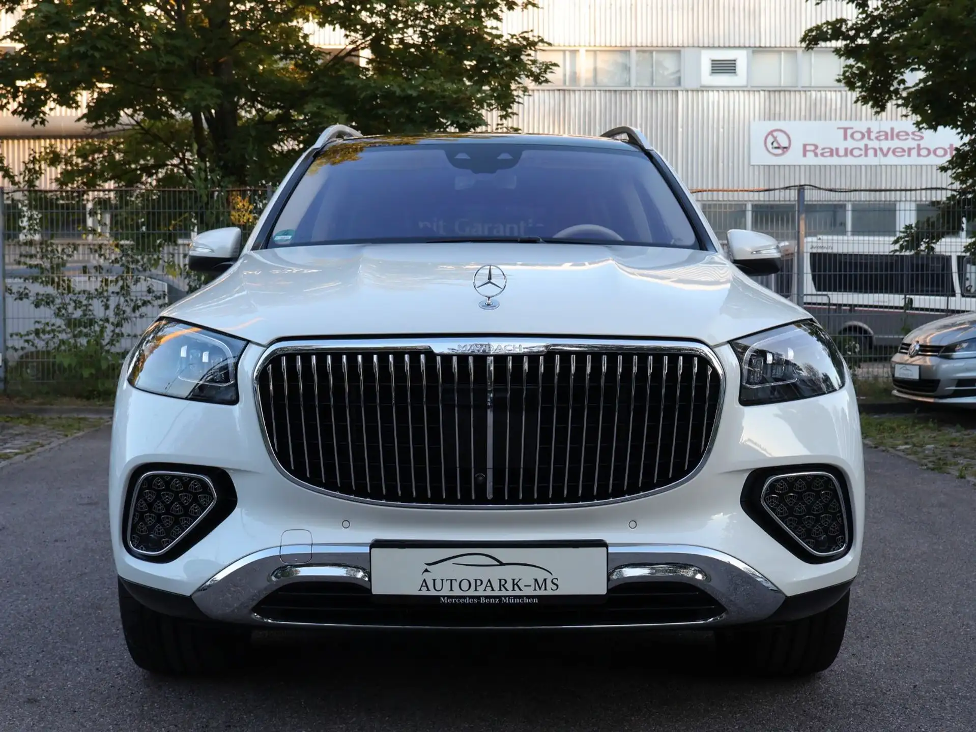 벤츠 GLS-클래스 600 2024 흰색 사진 2
