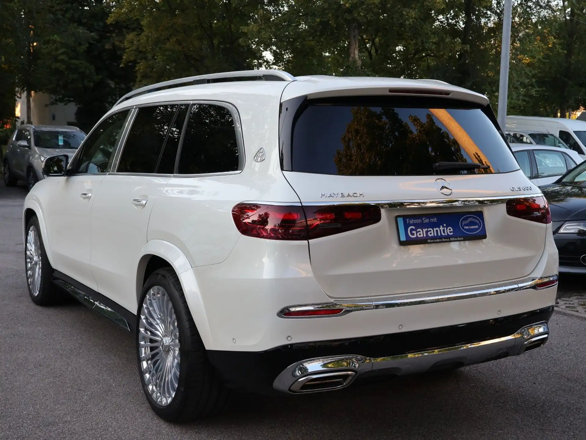벤츠 GLS-클래스 600 2024 흰색 사진 4