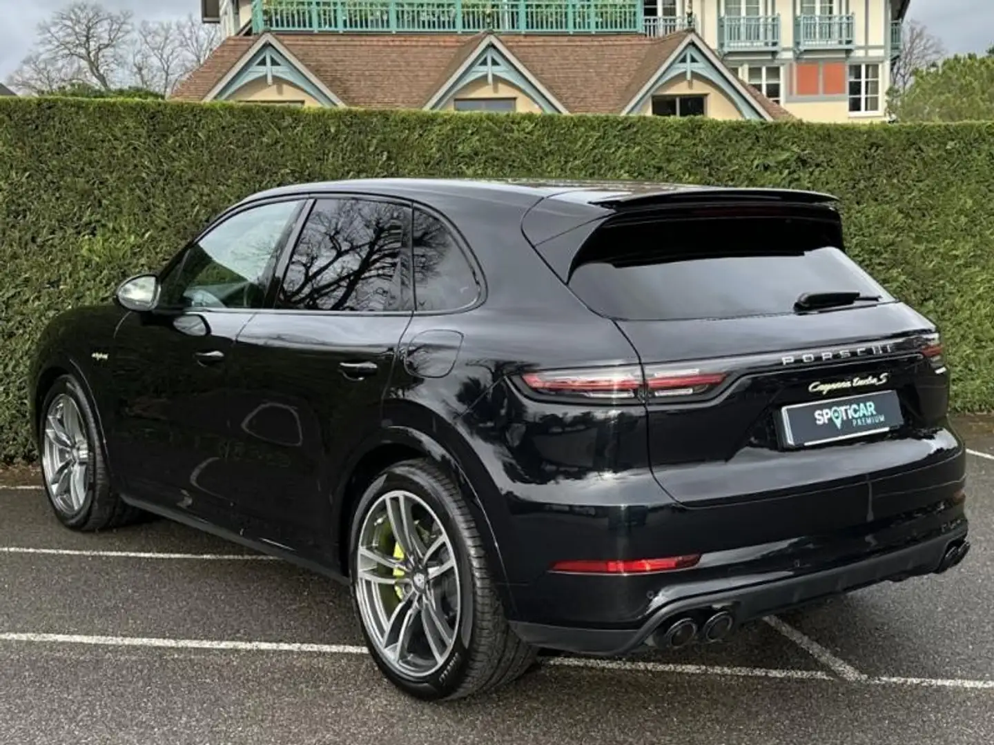 Porsche Cayenne 4.0 V8 680ch Turbo S E-Hybrid Noir - 2