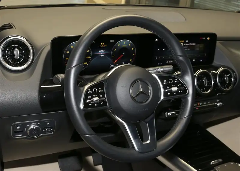 Annonce voiture d'occasion Mercedes-Benz B 180 - CARADIZE