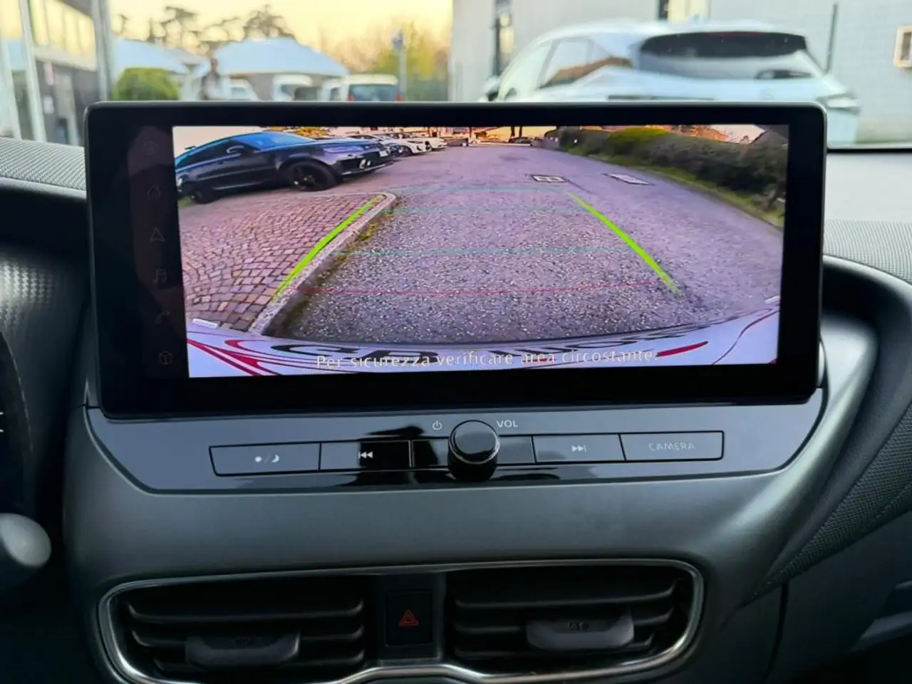 Nissan Juke 1.0 DIG-T 114 CV DCT N-Connecta LED TELEC. 17, миниатюра 13