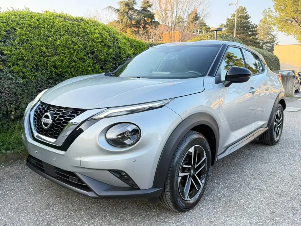 Nissan Juke 1.0 DIG-T 114 CV DCT N-Connecta LED TELEC. 17