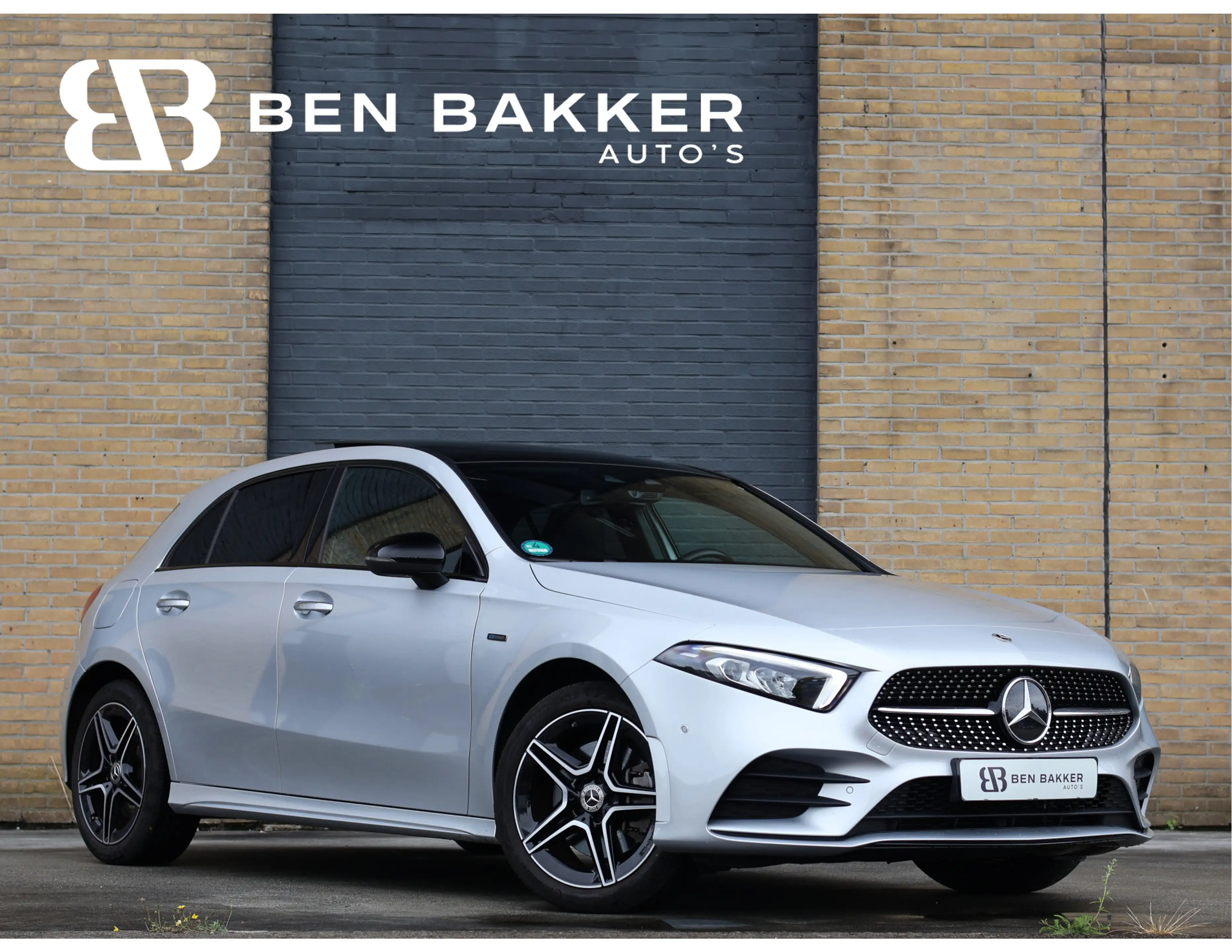 Mercedes-Benz A 250 e AMG Limited | Night Pakket | Pano | Sfeerverlich