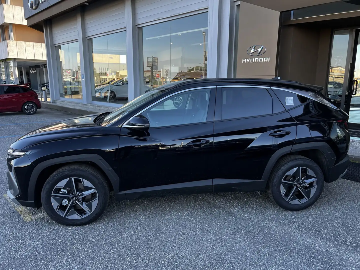 Hyundai TUCSON 1.6 HEV aut. Business Bianco - 2