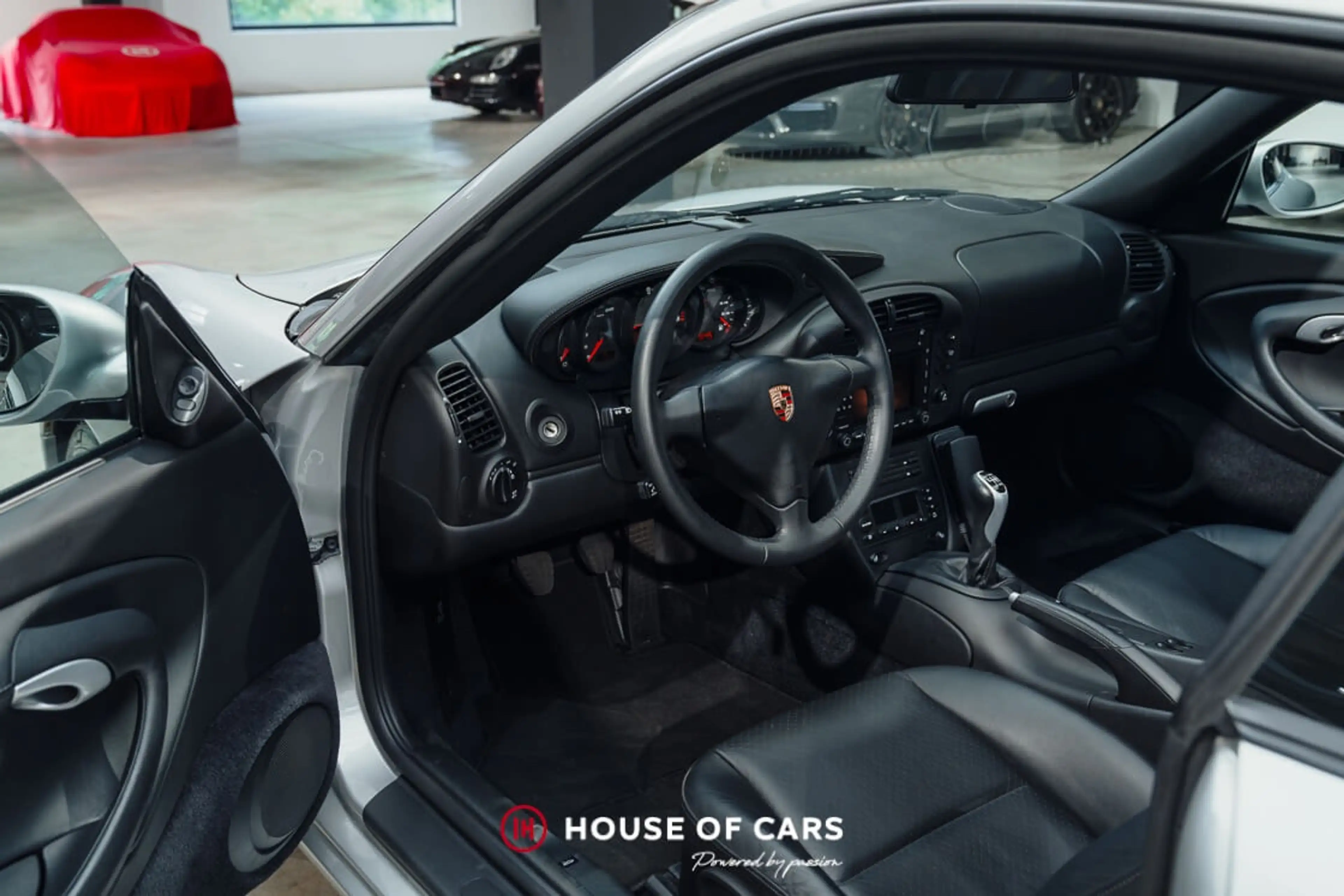 Porsche 996 .2 CARRERA COUPE MANUAL 1ST PAINT - LOW MILEAGE — photo 14