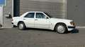 Mercedes-Benz E 200 1. Hd, Klima, erst 76.000 Km, Topzustand bijela - thumbnail 5