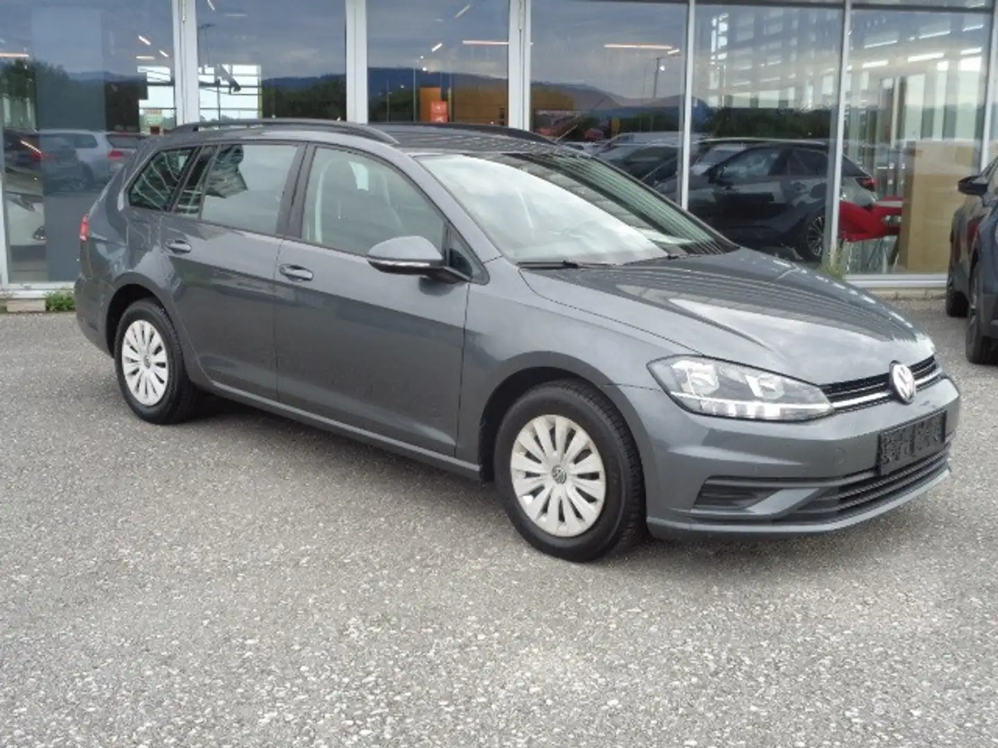 Volkswagen Golf Variant 1,6 TDI SCR Gris - 2