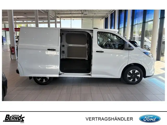 Ford Transit Custom view 6