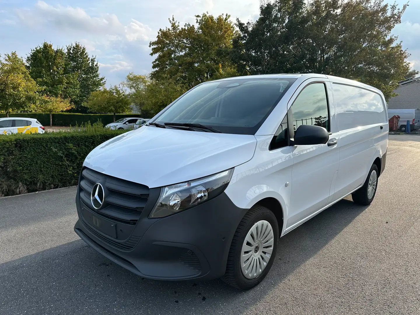 Mercedes-Benz Vito Facelift 116 CDI Long Navi*Front/Side Assist*PDC Blanc - 1