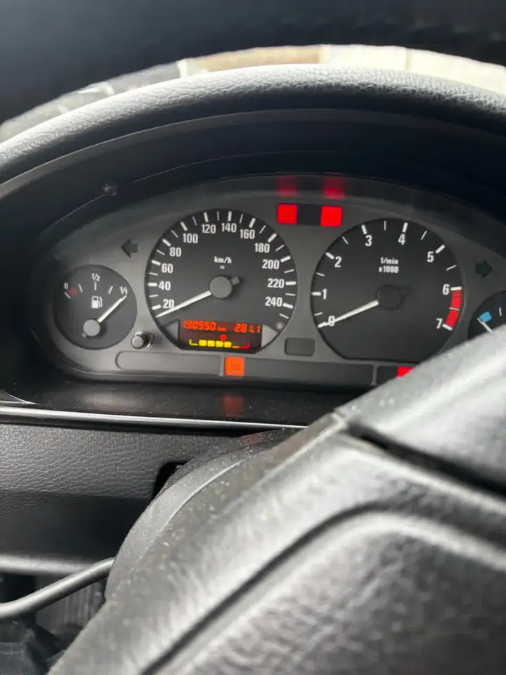 BMW 316i, foto 5
