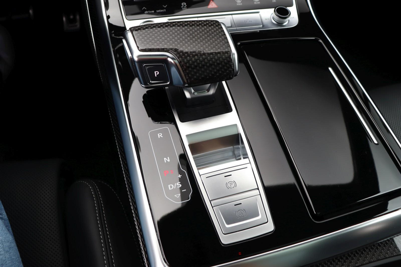 Audi Q7 50 TDI S-line Competition plus +STANDHZG+22"+ — photo 12