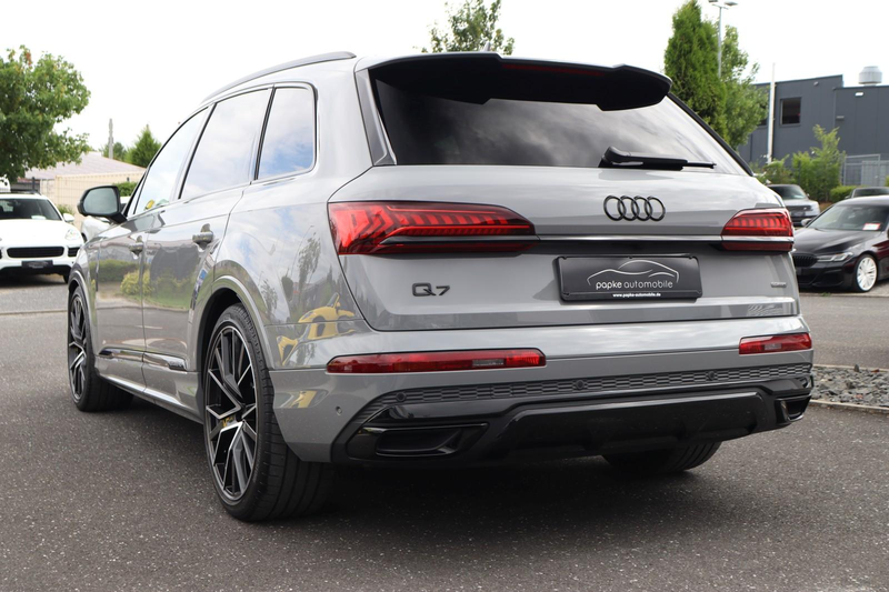 Audi Q7 50 TDI S-line Competition plus +STANDHZG+22"+ — photo 7