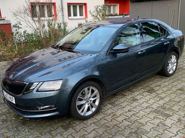 Imagine Skoda Octavia Octavia III 2.0 TSI DSG Style