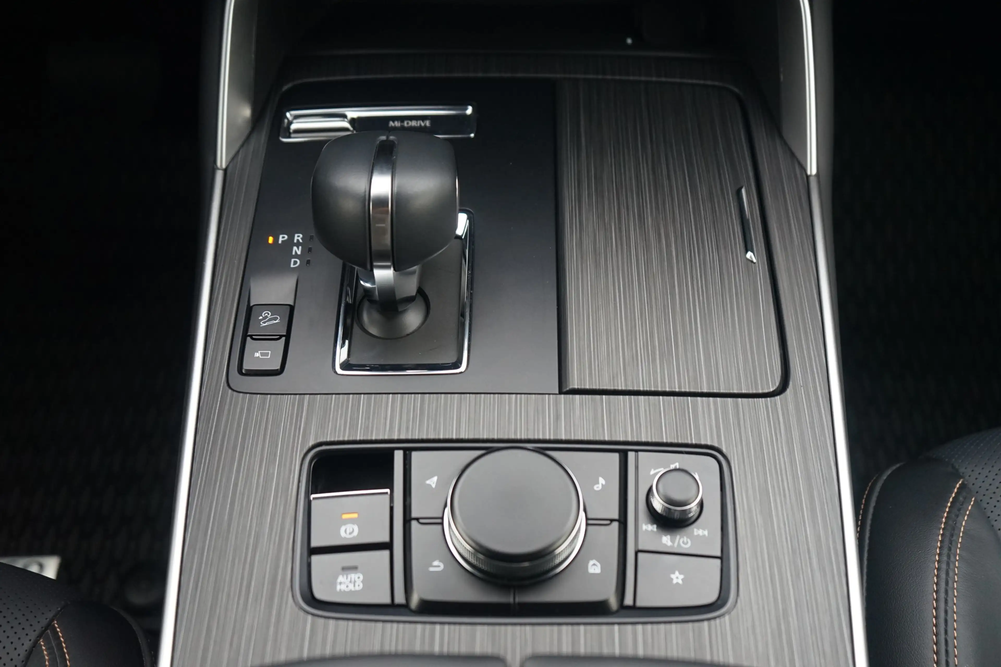 Mazda CX-60 3.3L e-SKYACTIVE d Homura LED Navi 360° — photo 13