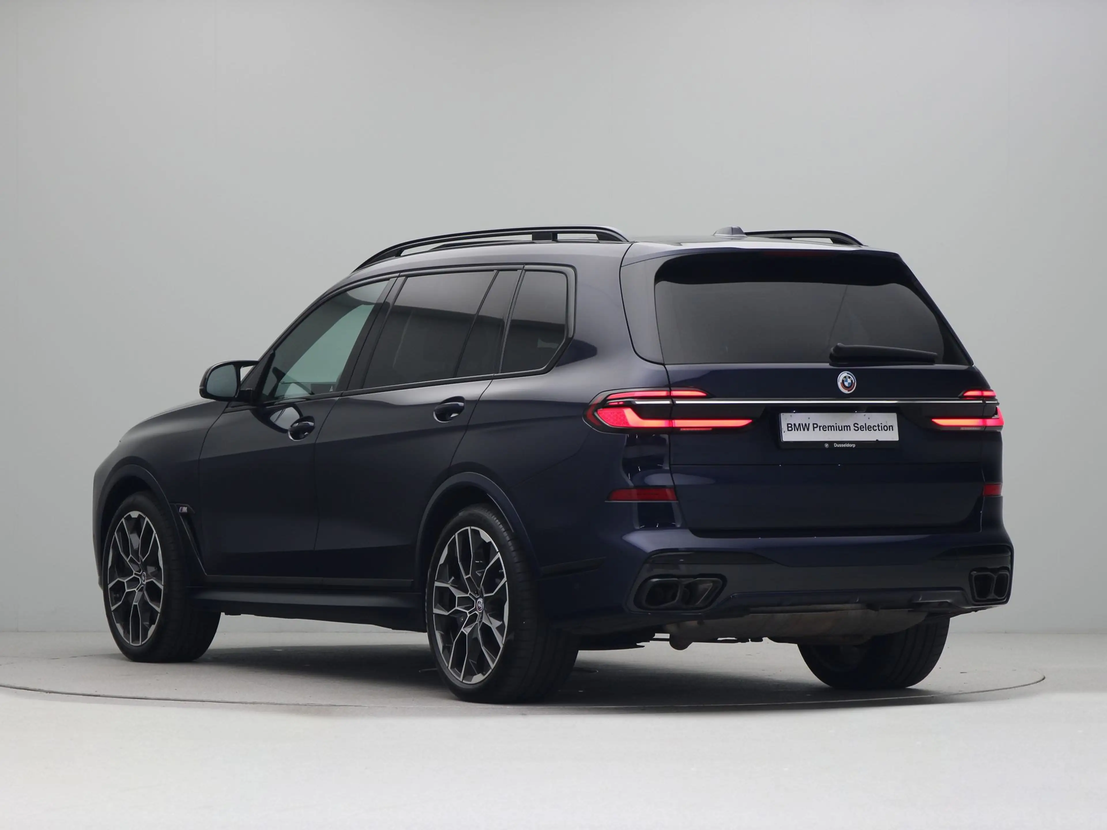 BMW X7 M60i xDrive 7-pers. — photo 11