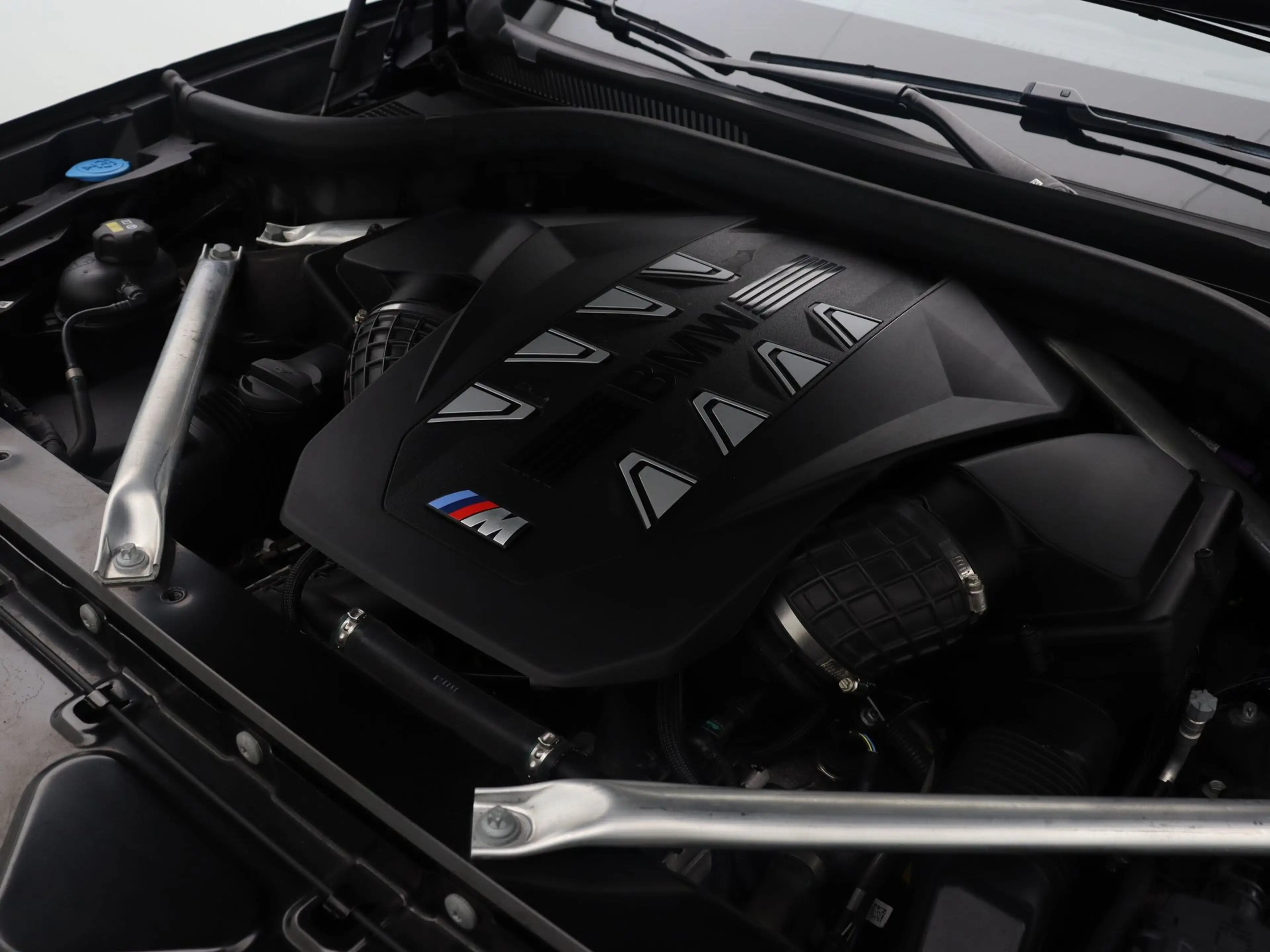 BMW X7 M60i xDrive 7-pers. — photo 4
