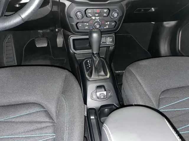 Jeep Renegade view 10