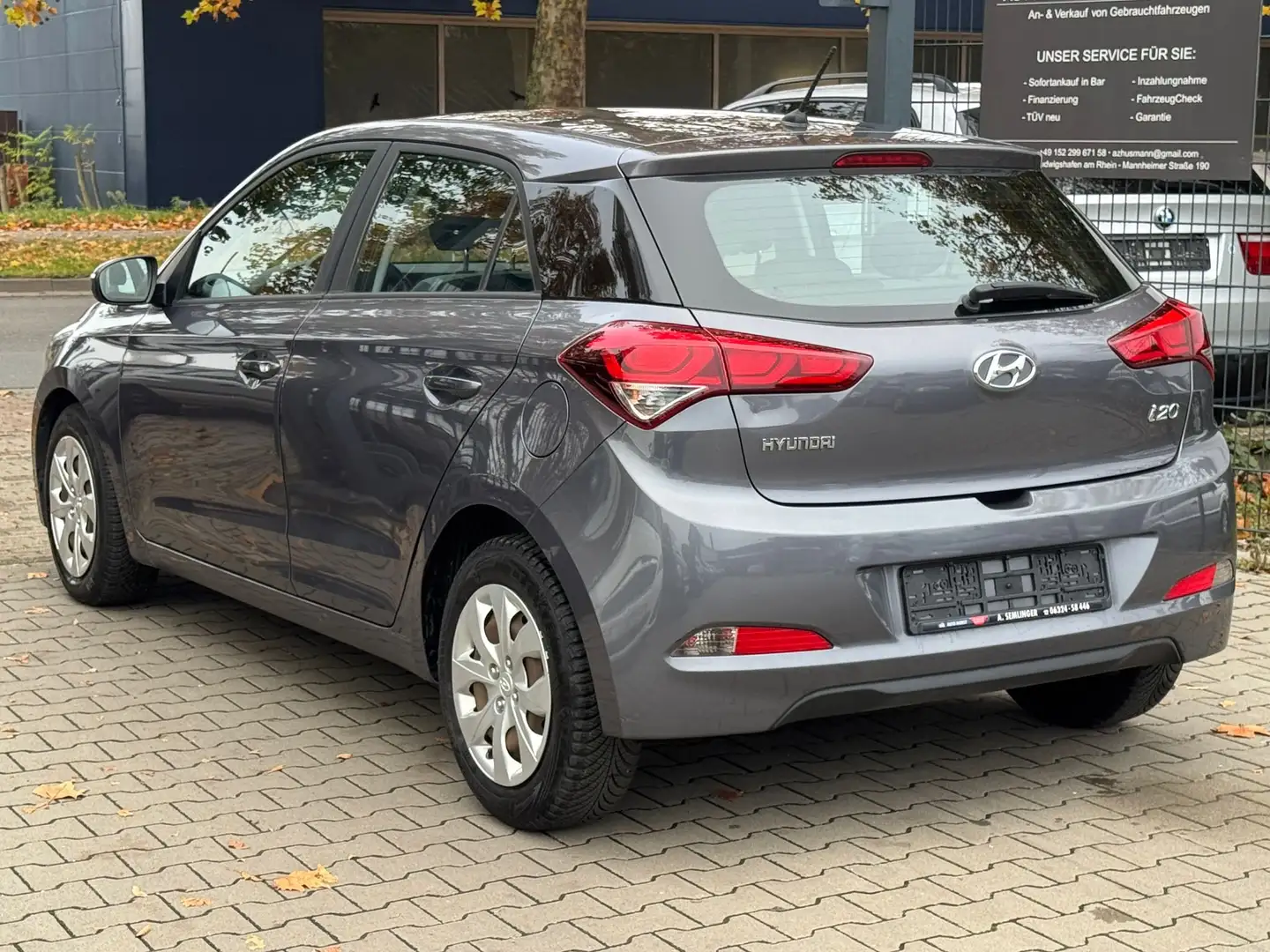 Hyundai i20 i20 1.2 KLIMA SCHECKHEFT & TÜV 9/26 Grau - 2
