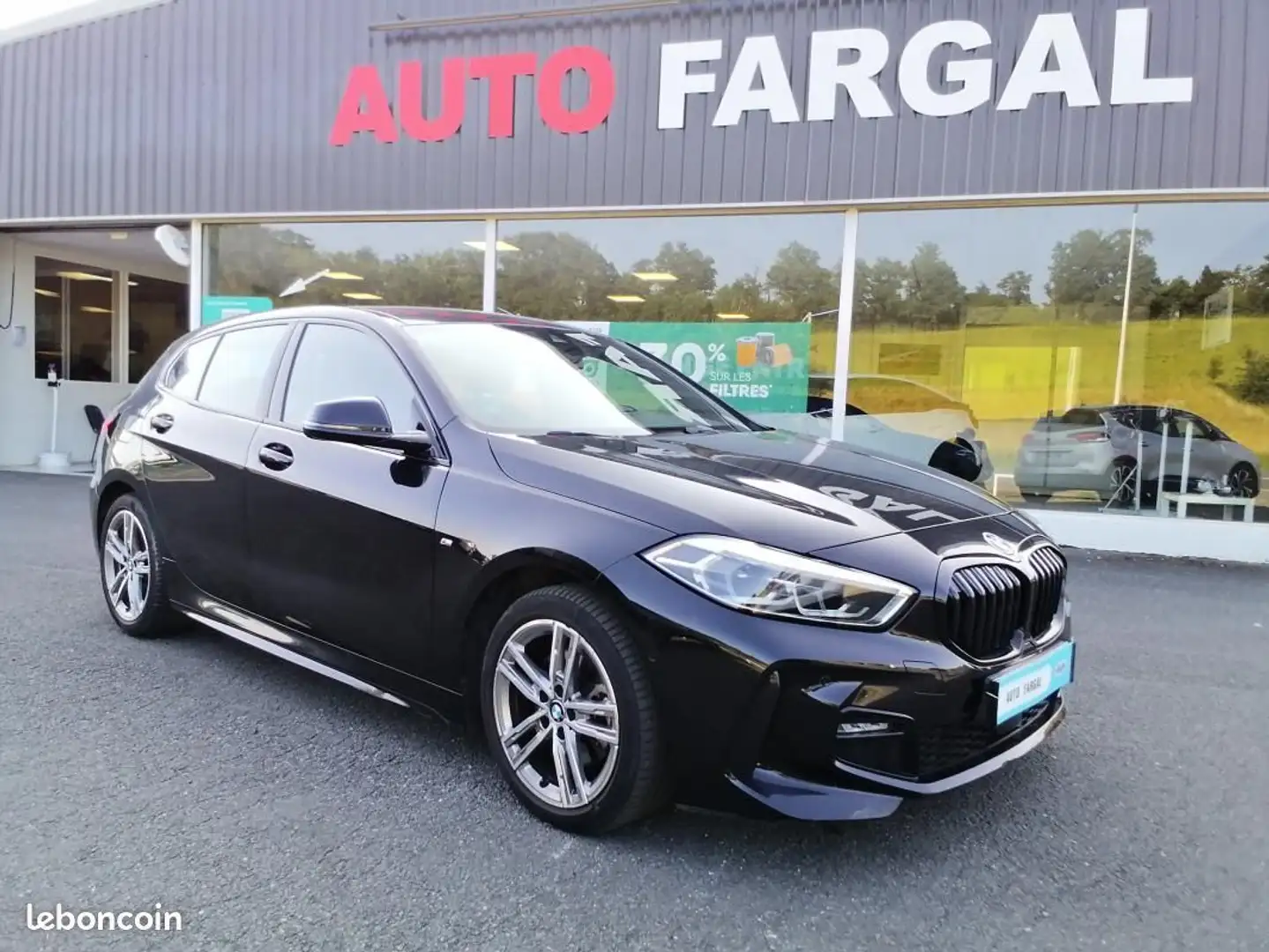 BMW 118 F40 118d 150 ch BVA8 M Sport Noir - 1