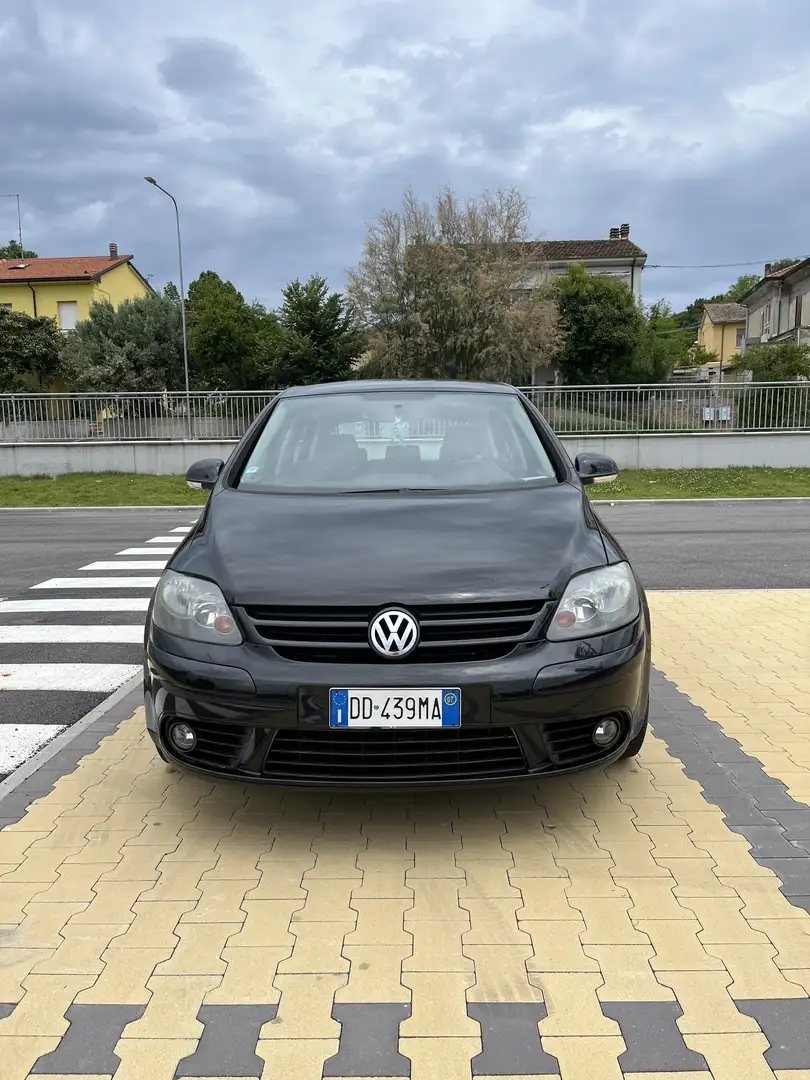 Volkswagen Golf Plus 1.6 FSI Comfortline - 1