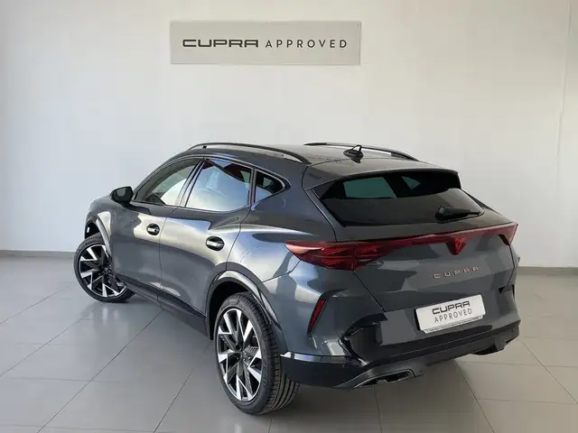 Cupra Formentor view 3