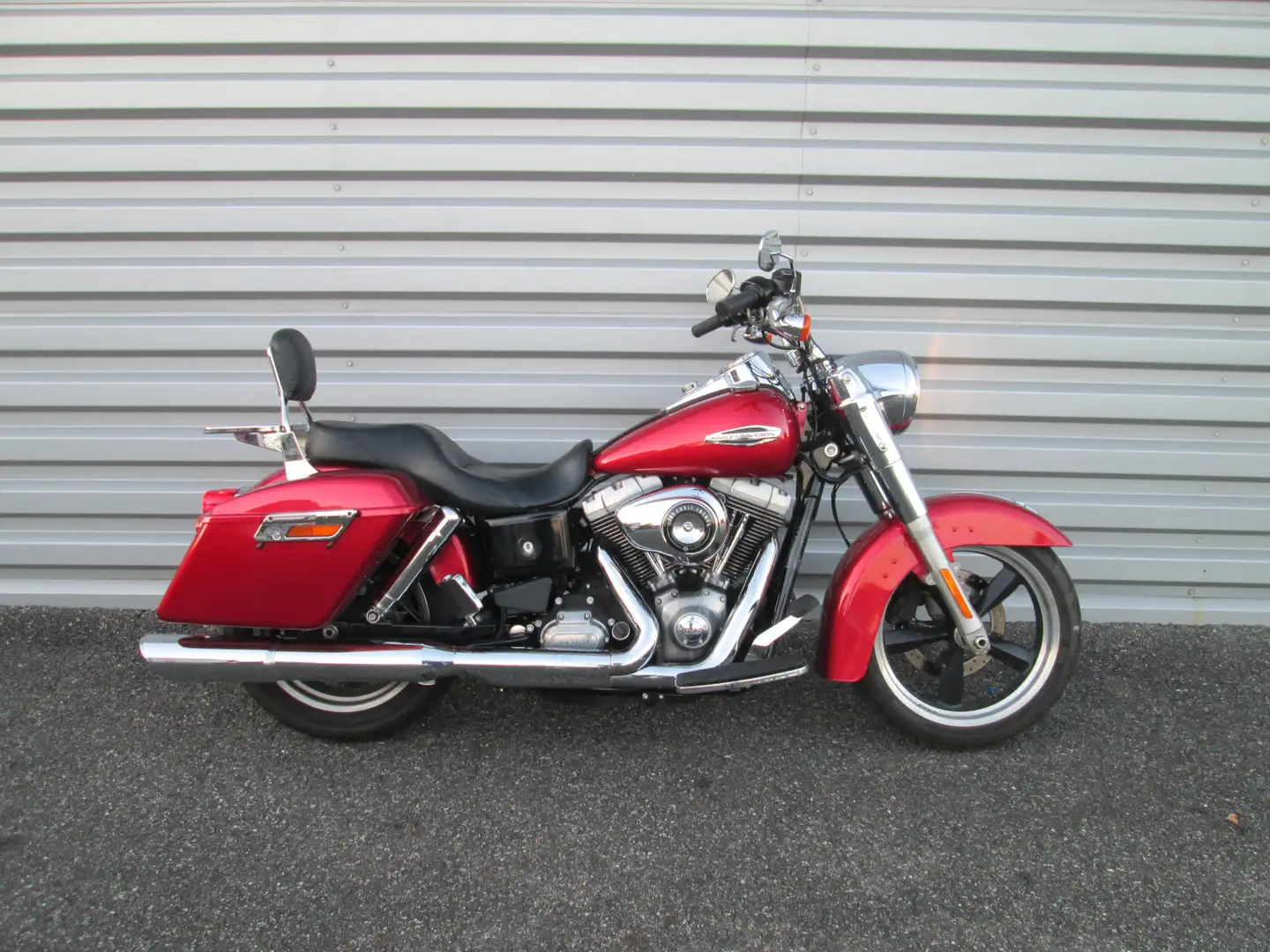 Harley-Davidson Dyna Switchback Rot - 2