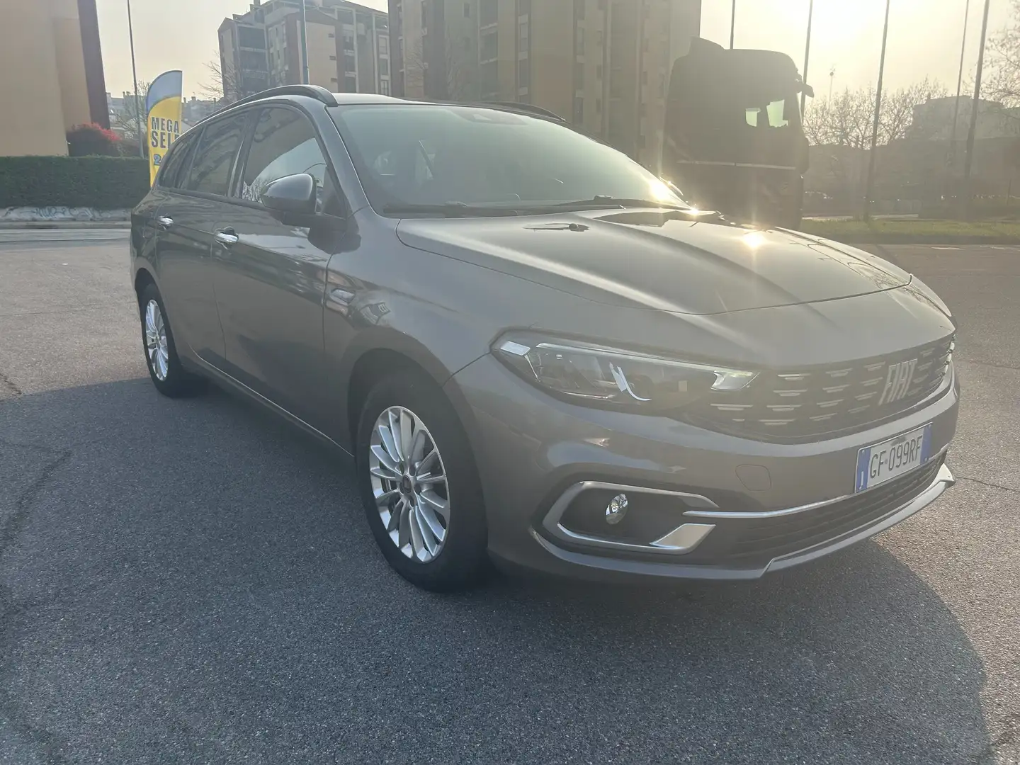 Fiat Tipo Tipo SW 1.6 mjt Life s Bronce - 2