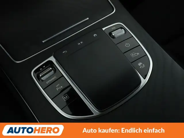 Mercedes-Benz GLC view 26