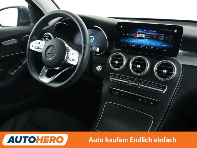 Mercedes-Benz GLC view 13