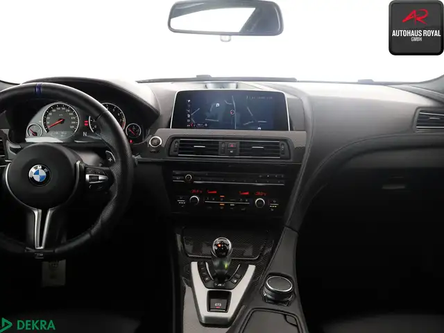 BMW M6 view 9