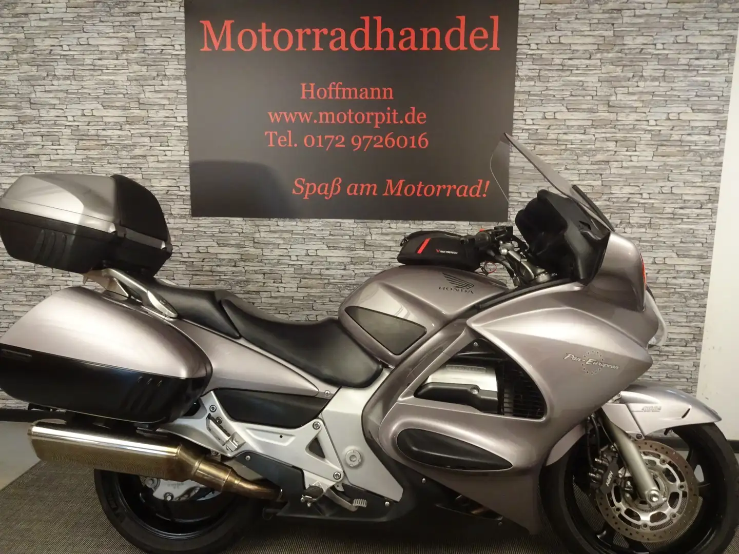 Honda Pan European ST1300A Gris - 1